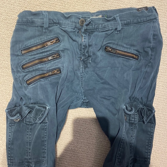 J Brand. Size 30. Evergreen - Picture 1 of 4